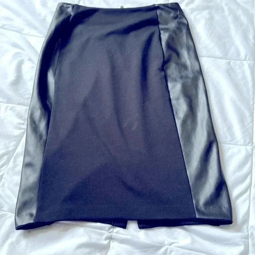 Michael Kors Black Pencil Skirt with leather sides size 4